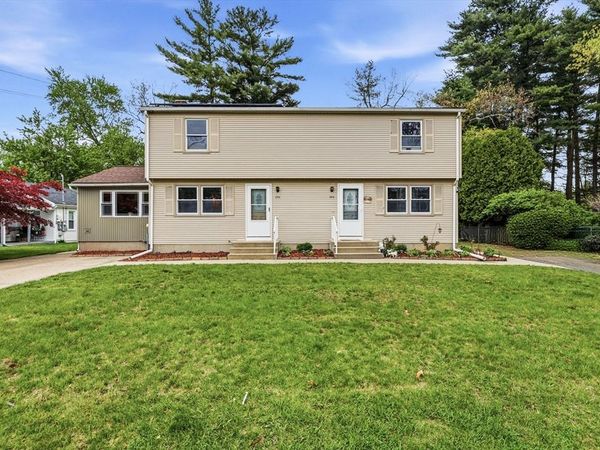 282-284 Parkerview St, Springfield, MA 01129