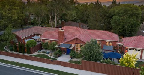 210 Bret Harte Avenue, Reno, NV 89509 Photo