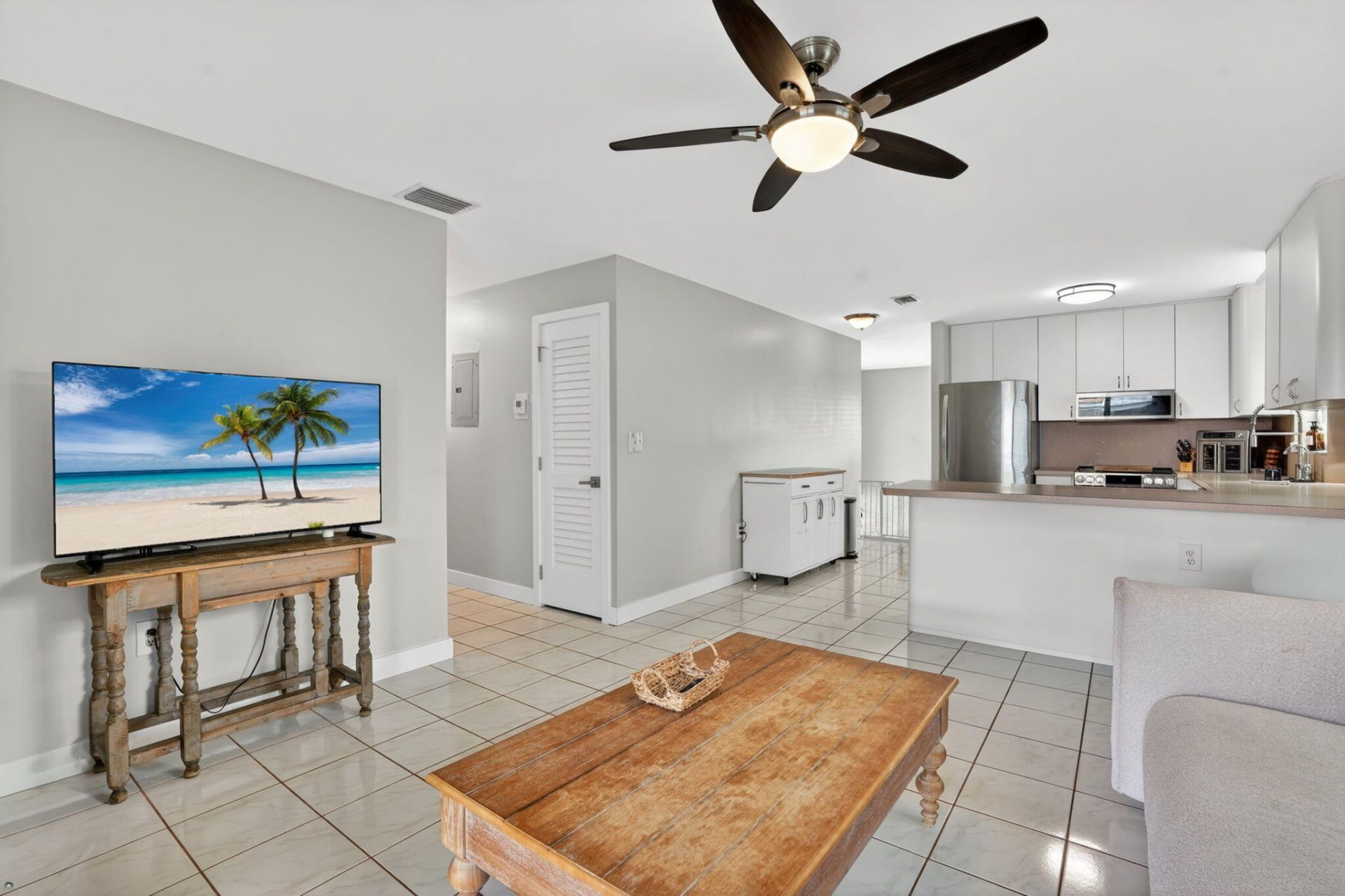 8 N End Road, Key Largo, FL 33037 Photo