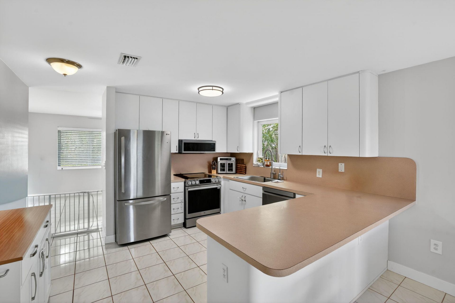 8 N End Road, Key Largo, FL 33037 Photo