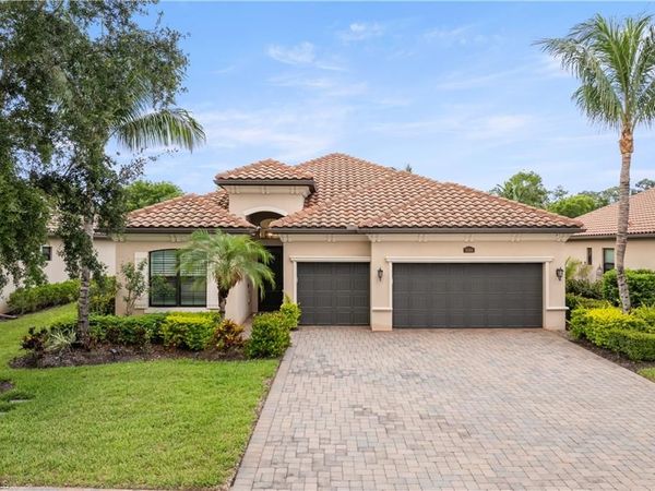 9364 Vercelli CT , NAPLES, FL 34113