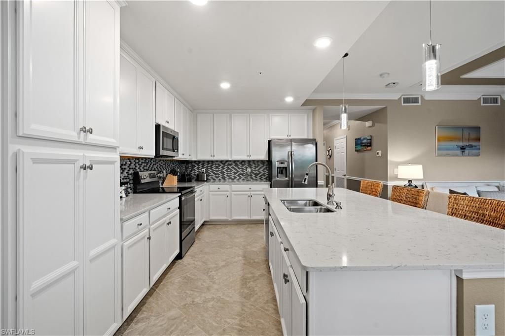 9596 Trevi Ct , Unit 5422, Naples, FL 34113 Photo