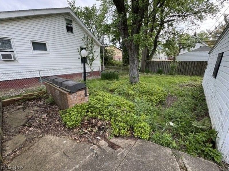 1379 E 219th Street, Euclid, OH 44117 Photo 18