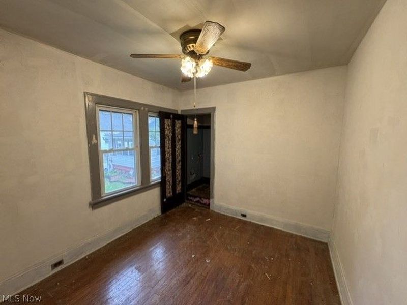 1379 E 219th Street, Euclid, OH 44117 Photo 8