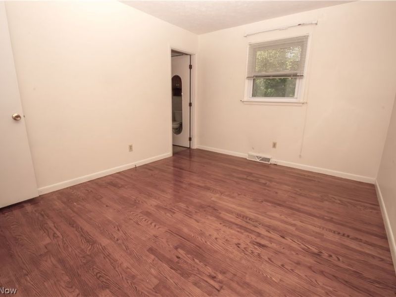 3256 Valley Forge Drive, Brunswick, OH 44212 Photo 10