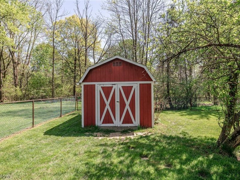 3256 Valley Forge Drive, Brunswick, OH 44212 Photo 20