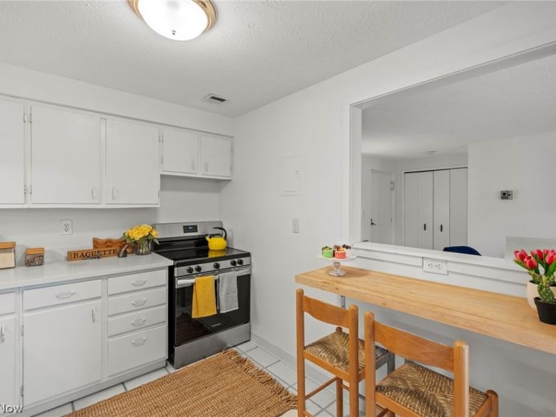 10301 Lake Avenue, Unit 325, Cleveland, OH 44102 Photo 14