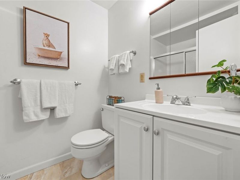 10301 Lake Avenue, Unit 325, Cleveland, OH 44102 Photo 23