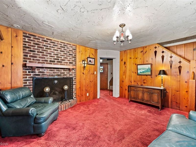 110 White Pond Drive, Akron, OH 44313 Photo 7