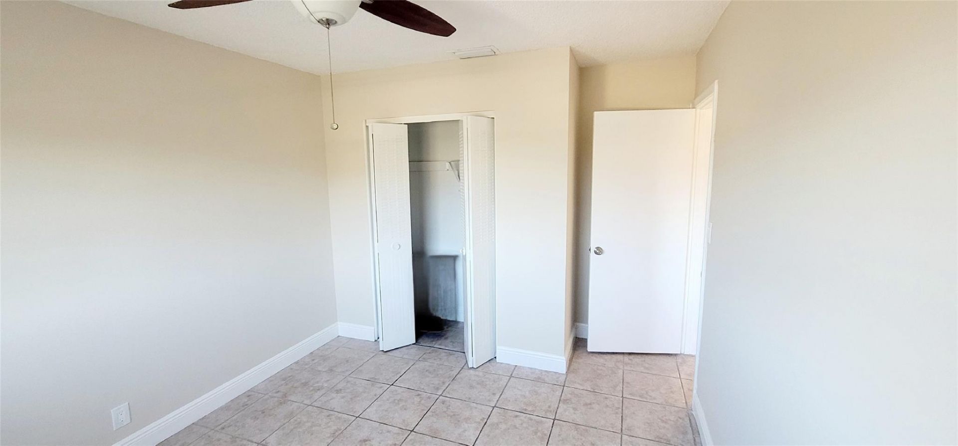 5192 NE 6th Avenue, Unit 823, Fort Lauderdale, FL 33334 Photo