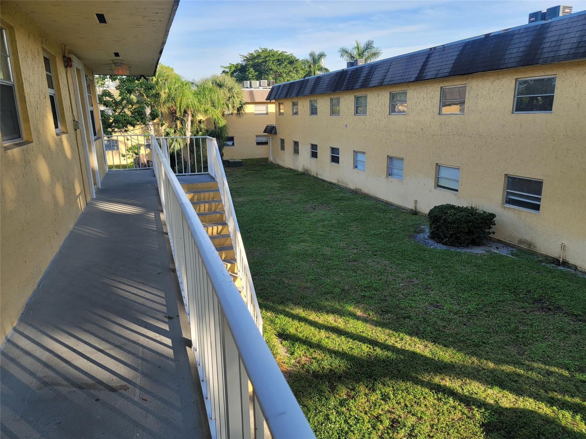 5192 NE 6th Avenue, Unit 823, Fort Lauderdale, FL 33334 Photo