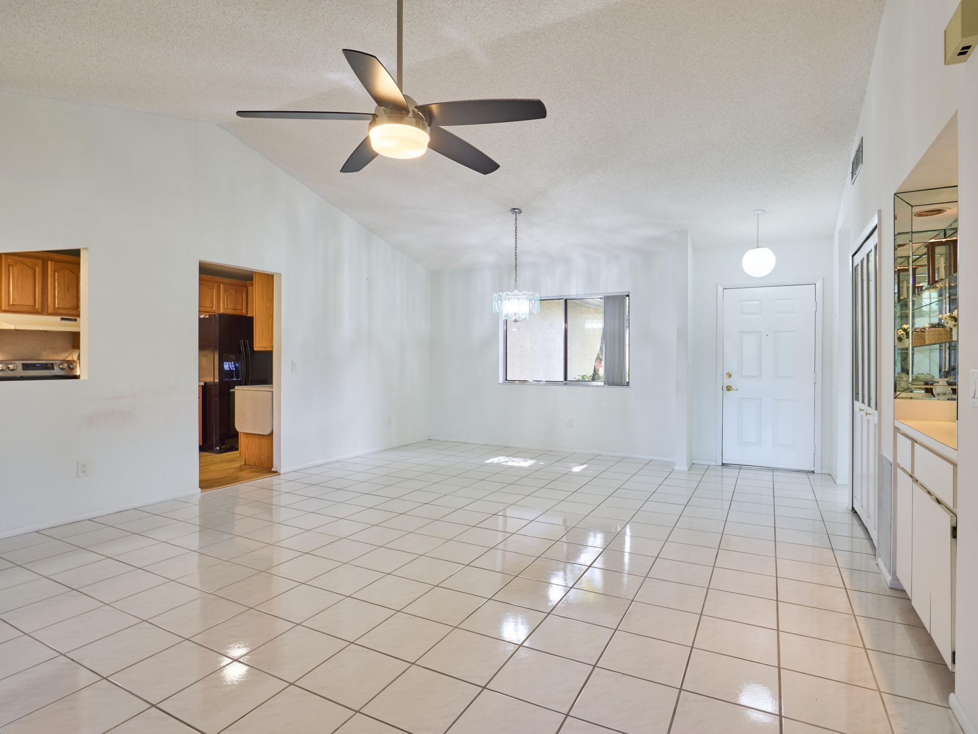 154 Ramblewood Circle, Royal Palm Beach, FL 33411 Photo