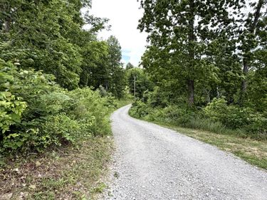 1050 Burgin Road, Lawrenceburg, KY 40342