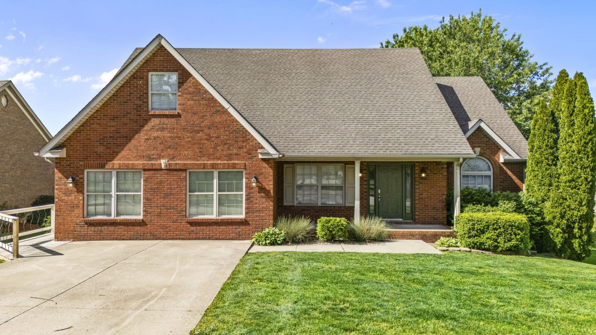 912 Hunter Trail, Mount Sterling, KY 40353 Main Photo
