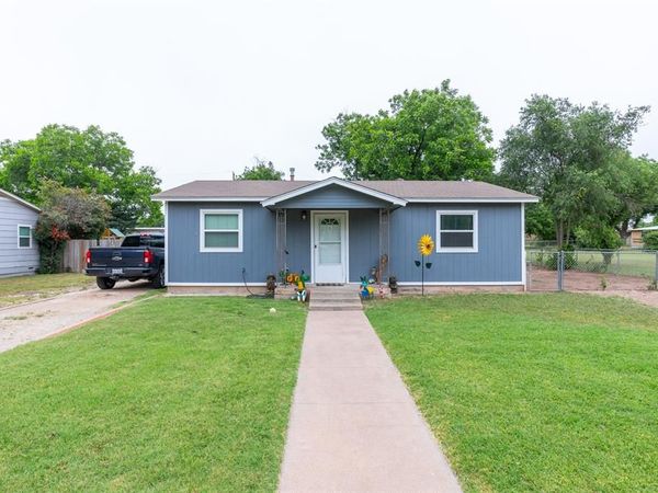 505 Fairmont Street, Clyde, TX 79510