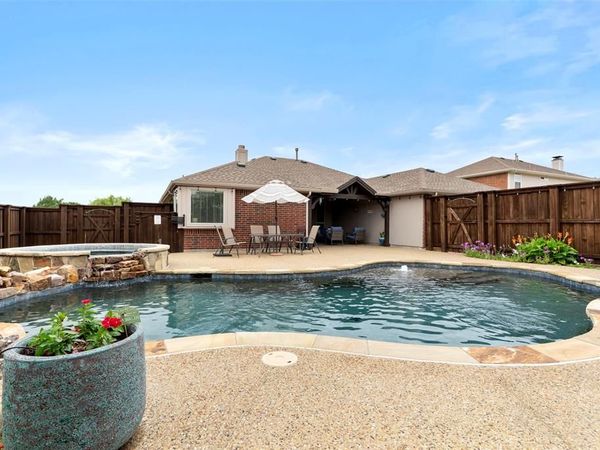 5006 Astor Trail, Sachse, TX 75048