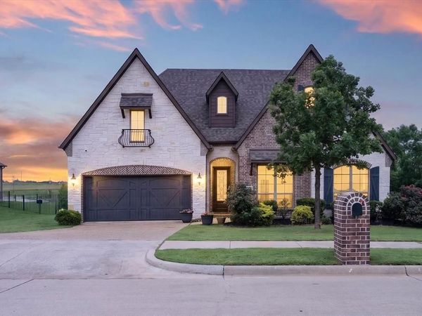 1129 Stonebridge Pass, Gunter, TX 75058