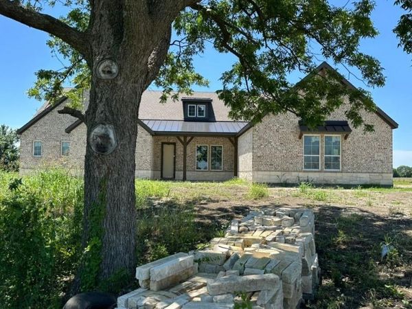 205 Cobb Road, Leonard, TX 75452