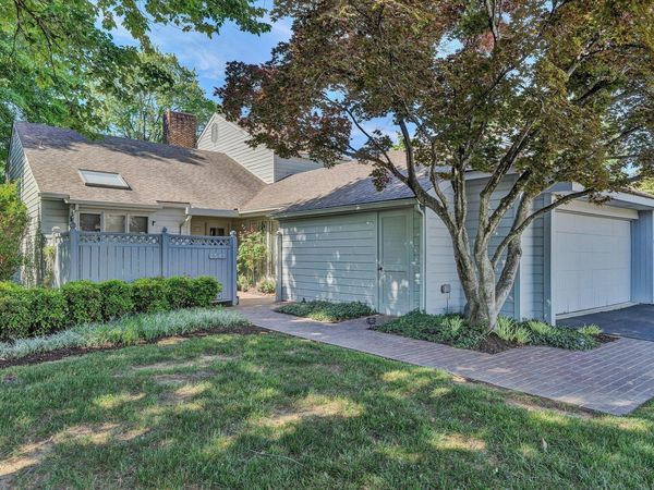 2545 S Clearing RD , Salem, VA 24153