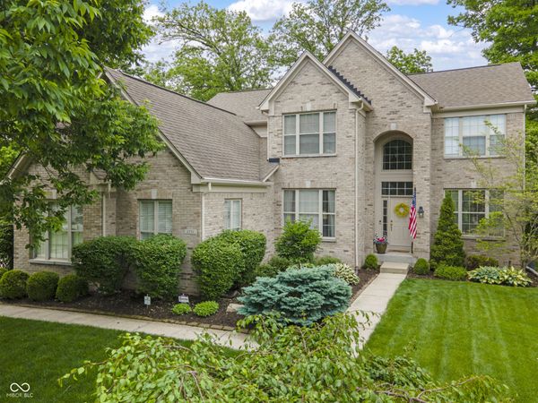 6556 Bainbridge Way, Zionsville, IN 46077