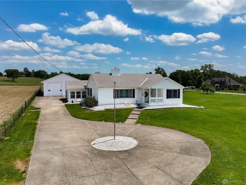 5086 Yankee Road, Liberty Township, OH 45044 Photo 1