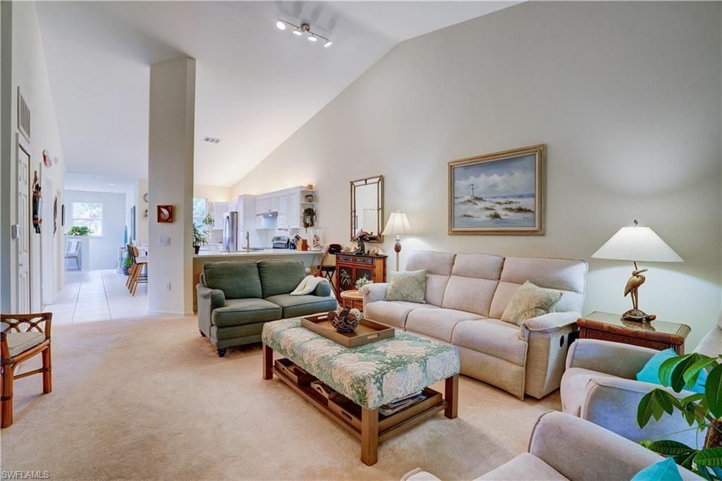 509 Robin Hood Cir , Unit 202, Naples, FL 34104 Photo