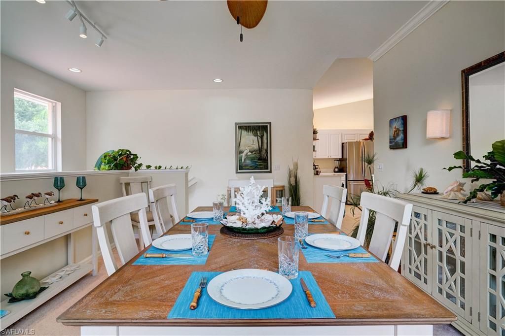 509 Robin Hood Cir , Unit 202, Naples, FL 34104 Photo
