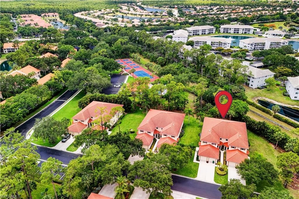 509 Robin Hood Cir , Unit 202, Naples, FL 34104 Photo