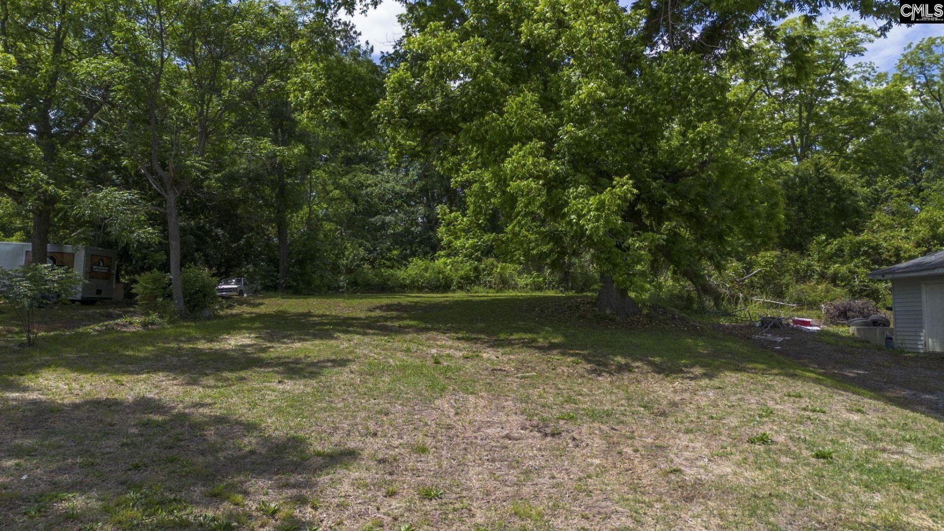 819 Floyd Street  Photo 4