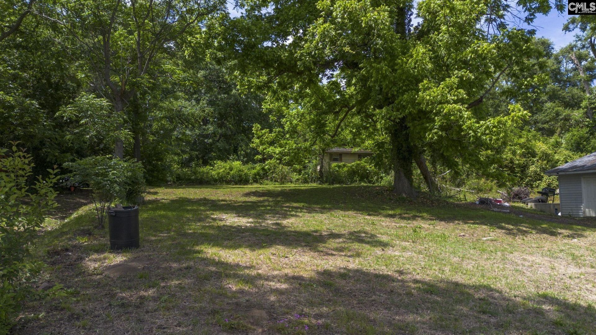 819 Floyd Street  Photo 5