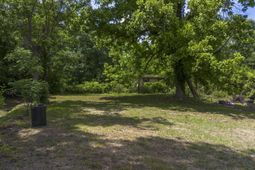 819 Floyd Street  photo 4