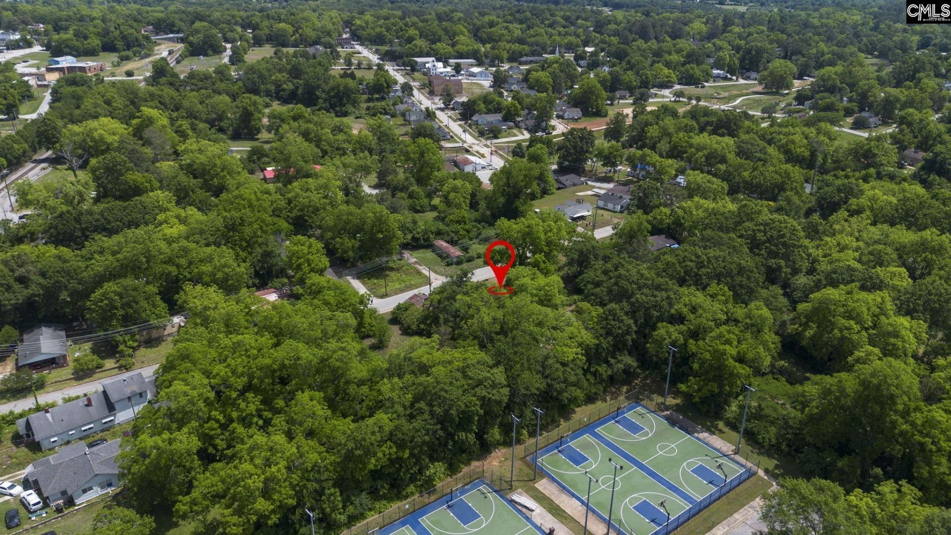 819 Floyd Street  Photo 6