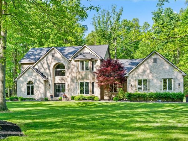 5130 Hecker Drive , Richfield, OH 44141