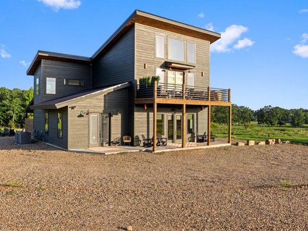 99 Hickory Springs Trail, Broken Bow, OK 74728
