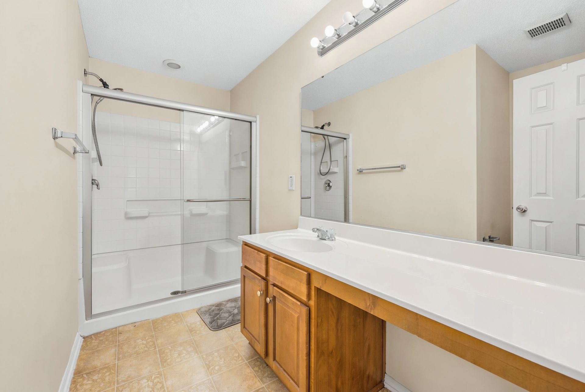 120 Olde Towne Way  Photo 14