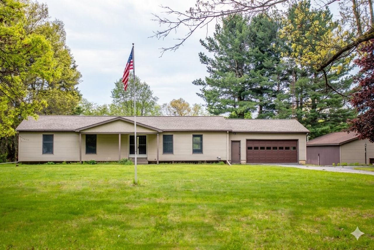 3635 Perrine, Rives Junction, MI 49277 Main Photo