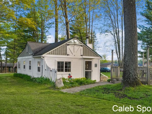 1983 Wolf Lake Drive, Baldwin, MI 49304