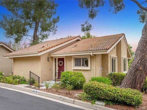 602 Calle Mirador, Oak Park, CA 91377