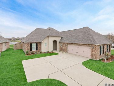 4084 Stonewall Dr, Addis, LA 70710
