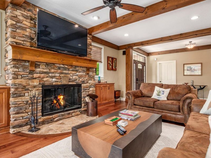 370 Bass Lane, Senecaville, OH 43780 Photo 9