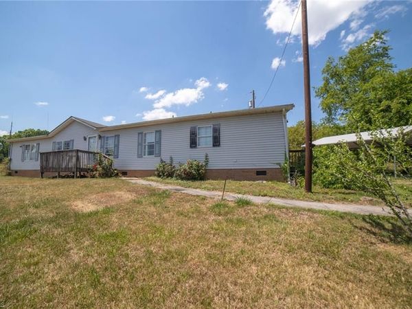 6439 Wilkes Yadkin Road , Ronda, NC 28670