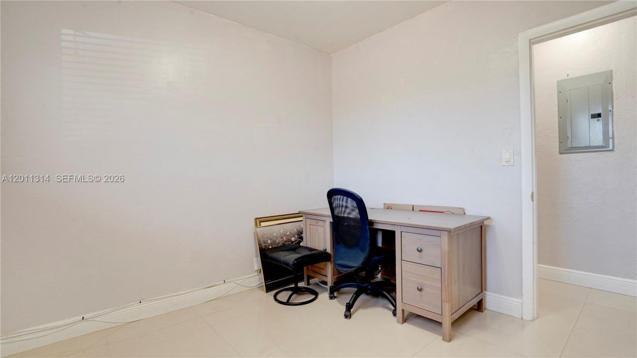 7855 SW 22nd St , Miami, FL 33155 Photo