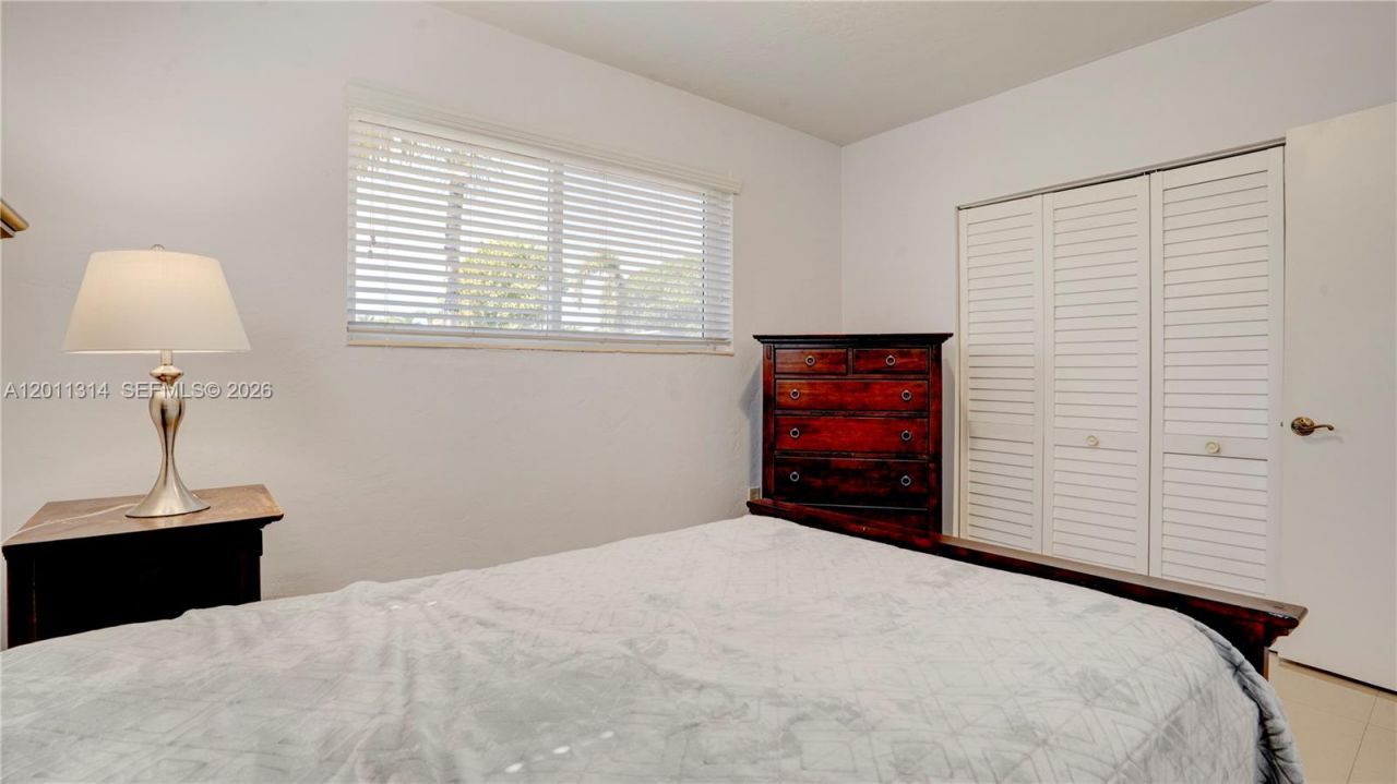 7855 SW 22nd St , Miami, FL 33155 Photo