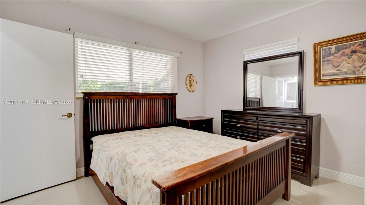 7855 SW 22nd St , Miami, FL 33155 Photo