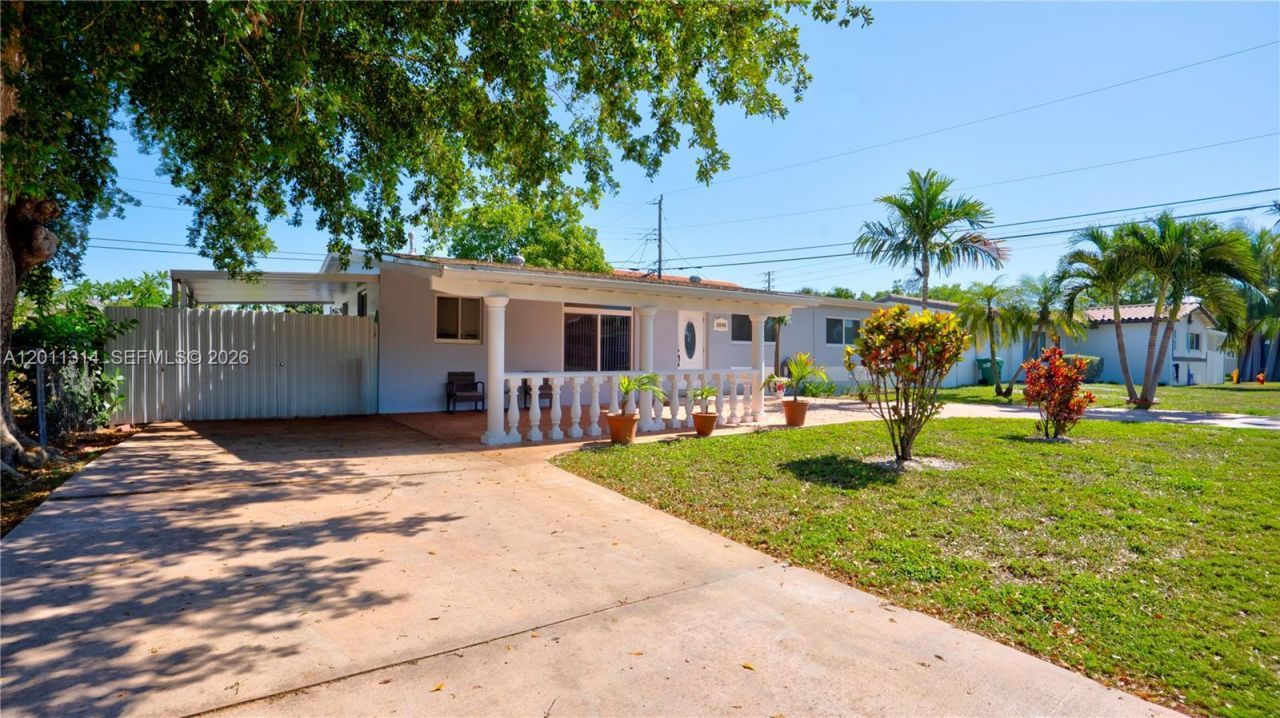 7855 SW 22nd St , Miami, FL 33155 Photo