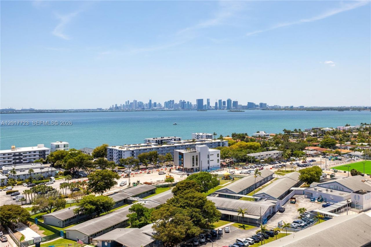 7601 E Treasure Dr , Unit 2001, North Bay Village, FL 33141 Photo