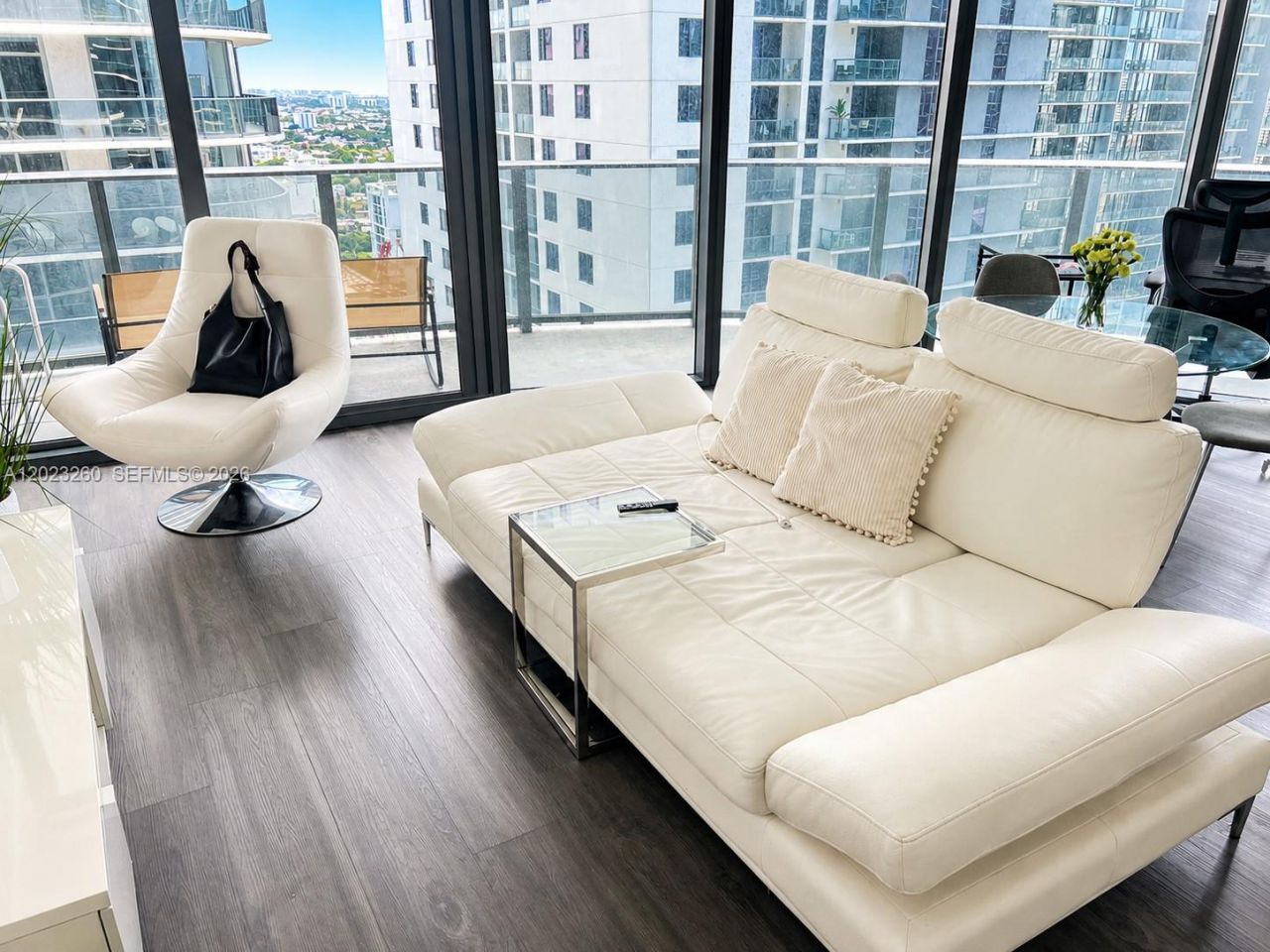 45 SW 9th St, Unit 2908, Miami, FL 33130 Photo