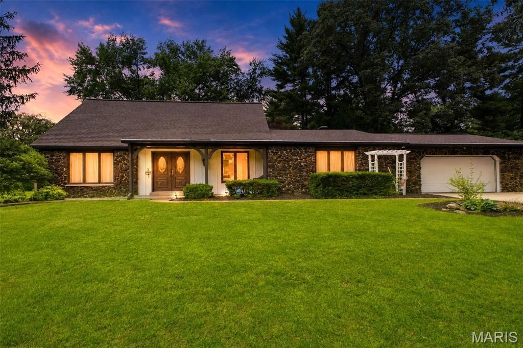 5 Dahlia Lane , Belleville, IL 62221 Main Photo
