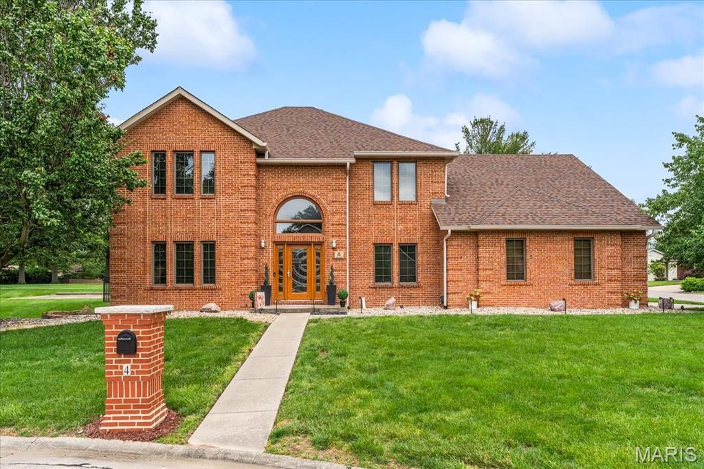 4 Red Cedar Court , Belleville, IL 62220 Main Photo