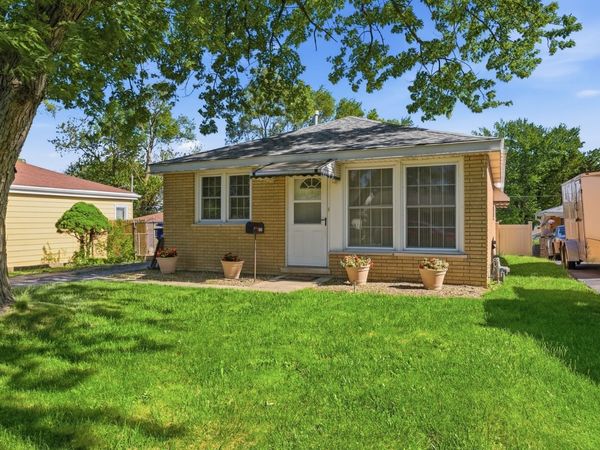 7433 W 114th Street , Worth, IL 60482